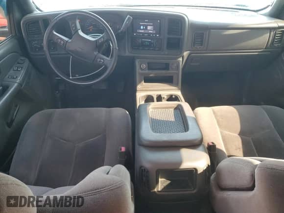 2006 GMC Sierra 1500 SLE1 with VIN 1GTEC19Z96Z233223, listed as a Copart auction lot 45981815 with 167,532 mi miles and Salvage title. Bid and sale history available at DreamBid. Image 8.