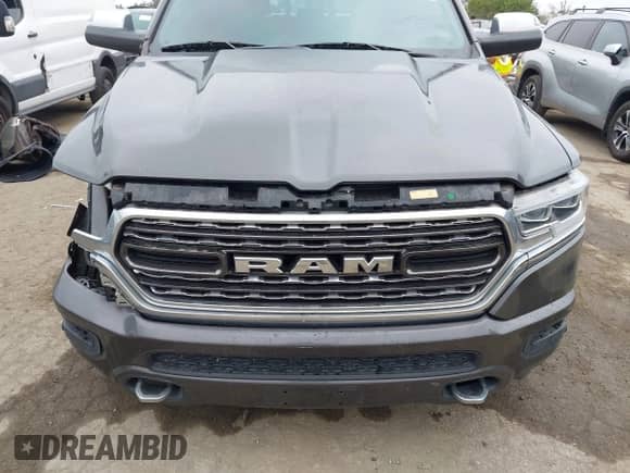 2019 Ram 1500 Limited z VIN 1C6SRFHT6KN773195, wystawiony jako IAAI lot #42421233 z przebiegiem 82 506 mil mil oraz . Historia ofert i sprzedaży dostępna na DreamBid. Obrazek 19.