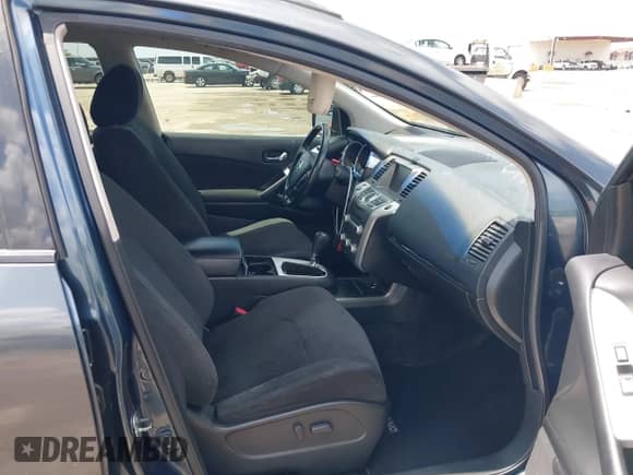 2014 Nissan Murano SV with VIN JN8AZ1MU8EW421843, listed as a IAAI auction lot 42690756 with 161,842 mi miles and . Bid and sale history available at DreamBid. Image 5.