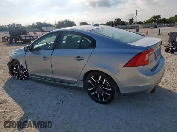 2018 Volvo S60 Dynamic с VIN YV126MFL0J2451266, выставлен на аукционе Copart как лот 67443235 с пробегом 103 405 миль миль и Списание • Salvage title. История ставок и продаж доступна на DreamBid. Изображение 2.