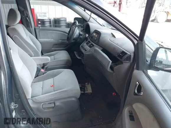 2010 Honda Odyssey LX with VIN 5FNRL3H22AB046762, listed as a IAAI auction lot 42848890 with 222,984 mi miles and . Bid and sale history available at DreamBid. Image 5.
