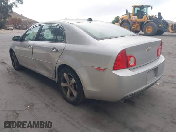 2012 Chevrolet Malibu 2LT z VIN 1G1ZD5E09CF363361, wystawiony jako IAAI lot #43436546 z przebiegiem 163 458 mil mil oraz . Historia ofert i sprzedaży dostępna na DreamBid. Obrazek 3.