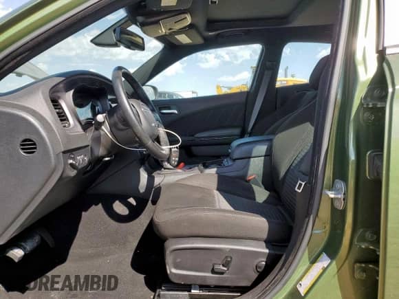 2023 Dodge Charger SXT z VIN 2C3CDXJG5PH589840, wystawiony jako Copart lot #71636465 z przebiegiem 16 023 mil mil oraz Szkoda całkowita • Salvage title. Historia ofert i sprzedaży dostępna na DreamBid. Obrazek 7.