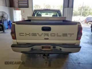 2004 Chevrolet Silverado 1500 LS z VIN 2GCEK19V141254296, wystawiony jako Copart lot #82352195 z przebiegiem 123 567 mil mil oraz Szkoda całkowita • Salvage title. Historia ofert i sprzedaży dostępna na DreamBid. Obrazek 6.