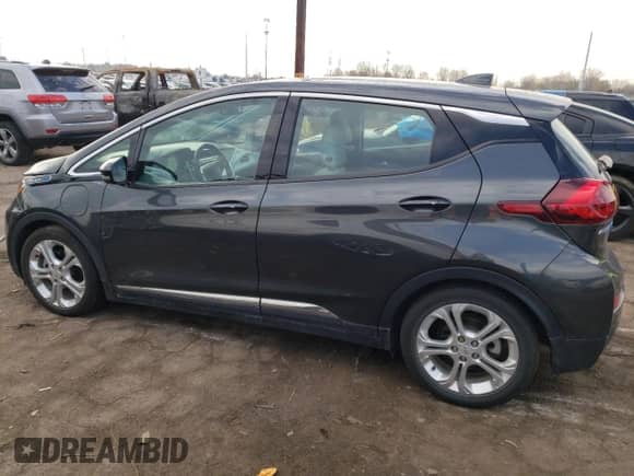 2017 Chevrolet Bolt EV LT z VIN 1G1FW6S0XH4190721, wystawiony jako Copart lot #75308843 z przebiegiem 95 682 mil mil oraz . Historia ofert i sprzedaży dostępna na DreamBid. Obrazek 2.