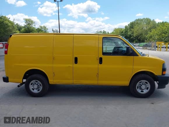 2021 Chevrolet Express Cargo с VIN 1GCWGAFP8M1175144, выставлен на аукционе IAAI как лот 42815392 с пробегом 57 298 миль миль и . История ставок и продаж доступна на DreamBid. Изображение 13.
