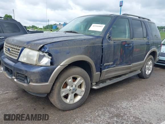 2004 Ford Explorer Eddie Bauer with VIN 1FMZU74W94UB24409, listed as a IAAI auction lot 42244961 with 175,390 mi miles and . Bid and sale history available at DreamBid. Image 2.