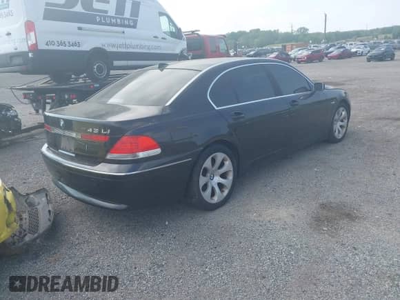 2002 BMW 7 Series 745Li с VIN WBAGN63492DR00406, выставлен на аукционе IAAI как лот 42168104 с пробегом 141 216 миль миль и . История ставок и продаж доступна на DreamBid. Изображение 4.