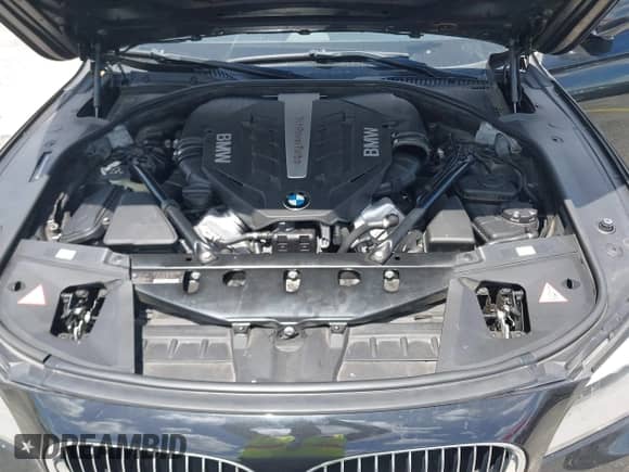 2012 BMW 7 Series 750Li with VIN WBAKB8C53CDX20766, listed as a IAAI auction lot 42931045 with 93,056 mi miles and . Bid and sale history available at DreamBid. Image 10.