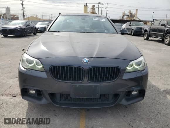 2015 BMW 5 Series 535i с VIN WBA5B1C51FD921526, выставлен на аукционе Copart как лот 69629085 с пробегом 118 416 миль миль и Списание • Salvage title. История ставок и продаж доступна на DreamBid. Изображение 5.