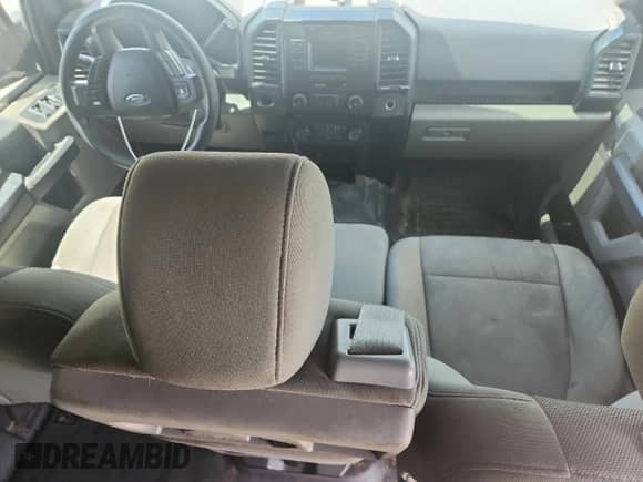 2016 Ford F-150 XLT z VIN 1FTEW1C82GKD71249, wystawiony jako Copart lot #65218695 z przebiegiem Nie podano mil oraz Szkoda całkowita • Salvage title. Historia ofert i sprzedaży dostępna na DreamBid. Obrazek 8.