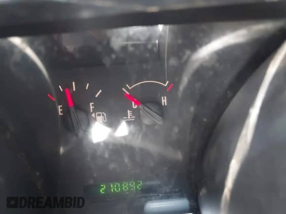 2005 Ford Mustang Deluxe with VIN 1ZVFT80N655199168, listed as a IAAI auction lot 42926601 with 210,892 mi miles and . Bid and sale history available at DreamBid. Image 7.