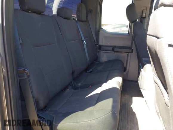 2018 Ford F-150 XL с VIN 1FTFX1EG2JKE72126, выставлен на аукционе IAAI как лот 41764321 с пробегом 117 390 миль миль и . История ставок и продаж доступна на DreamBid. Изображение 8.