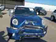 2017 MINI Hardtop Cooper S z VIN WMWXP7C58H3B93583, wystawiony jako IAAI lot #42697410 z przebiegiem 75 687 mil mil oraz . Historia ofert i sprzedaży dostępna na DreamBid. Obrazek 6.