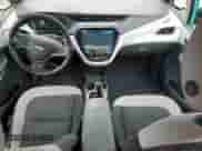 2020 Chevrolet Bolt EV LT с VIN 1G1FY6S0XL4109509, выставлен на аукционе Copart как лот 83794445 с пробегом 59 097 миль миль и Списание • Salvage title. История ставок и продаж доступна на DreamBid. Изображение 8.