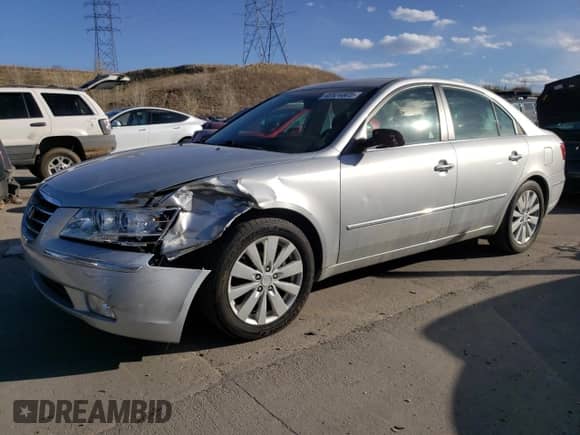 2009 Hyundai Sonata SE с VIN 5NPEU46F09H426512, выставлен на аукционе Copart как лот 48924805 с пробегом 59 723 миль миль и На запчасти • Non repairable. История ставок и продаж доступна на DreamBid. Изображение 1.