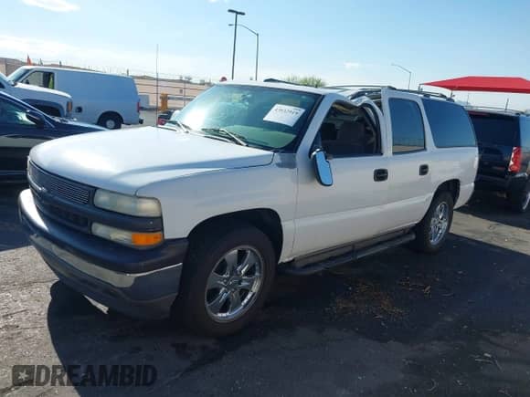 2006 Chevrolet Suburban LS 1WT с VIN 1GNEC16Z16J173271, выставлен на аукционе IAAI как лот 43032919 с пробегом 269 365 миль миль и . История ставок и продаж доступна на DreamBid. Изображение 6.
