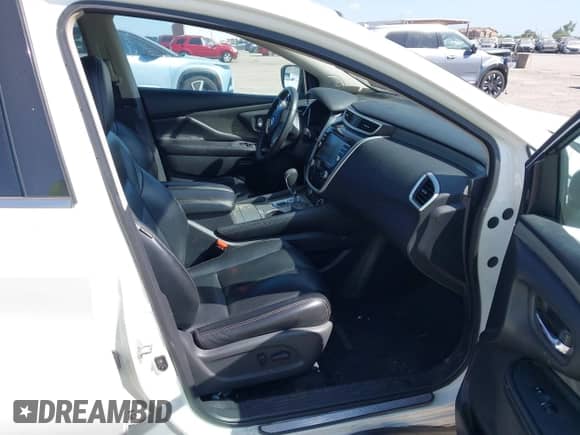 2017 Nissan Murano SL z VIN 5N1AZ2MH9HN187982, wystawiony jako IAAI lot #42864919 z przebiegiem 157 215 mil mil oraz . Historia ofert i sprzedaży dostępna na DreamBid. Obrazek 5.