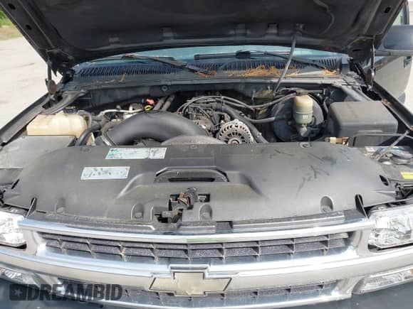 2002 Chevrolet Suburban LT с VIN 1GNFK16T22J211667, выставлен на аукционе IAAI как лот 42588001 с пробегом 289 663 миль миль и . История ставок и продаж доступна на DreamBid. Изображение 10.