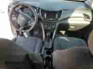 2019 Chevrolet Trax LS с VIN 3GNCJKSBXKL278101, выставлен на аукционе Copart как лот 71946815 с пробегом Не указан миль и Списание • Salvage title. История ставок и продаж доступна на DreamBid. Изображение 8.
