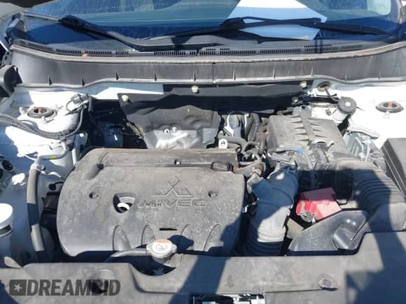 2021 Mitsubishi Outlander ES z VIN JA4ARUAU7MU003537, wystawiony jako IAAI lot #43092424 z przebiegiem 49 791 mil mil oraz . Historia ofert i sprzedaży dostępna na DreamBid. Obrazek 10.