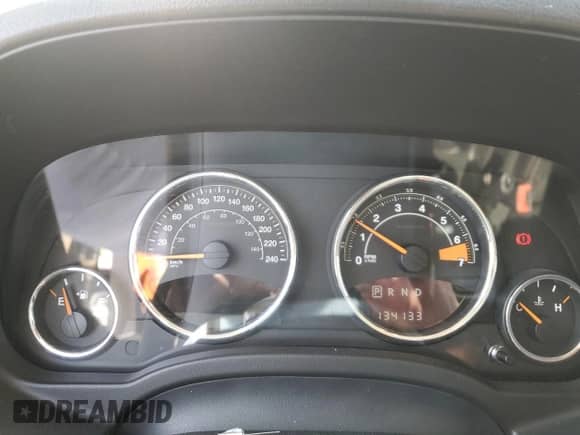2014 Jeep Compass Sport с VIN 1C4NJDAB2ED871167, выставлен на аукционе Copart как лот 60557625 с пробегом 134 133 миль миль и Списание • Salvage title. История ставок и продаж доступна на DreamBid. Изображение 9.