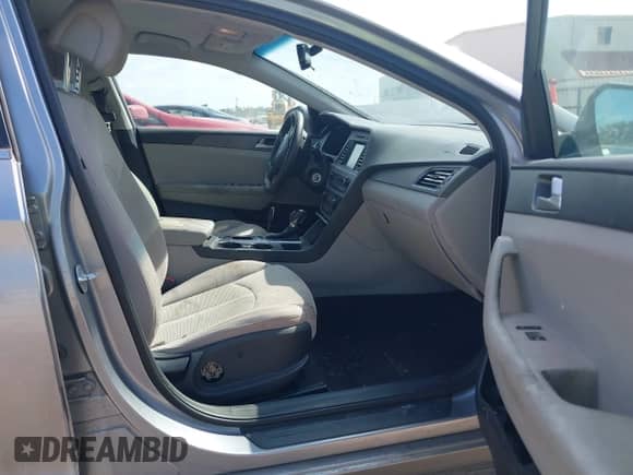 2016 Hyundai Sonata SE с VIN 5NPE24AF3GH279967, выставлен на аукционе IAAI как лот 43508472 с пробегом 108 886 миль миль и . История ставок и продаж доступна на DreamBid. Изображение 5.