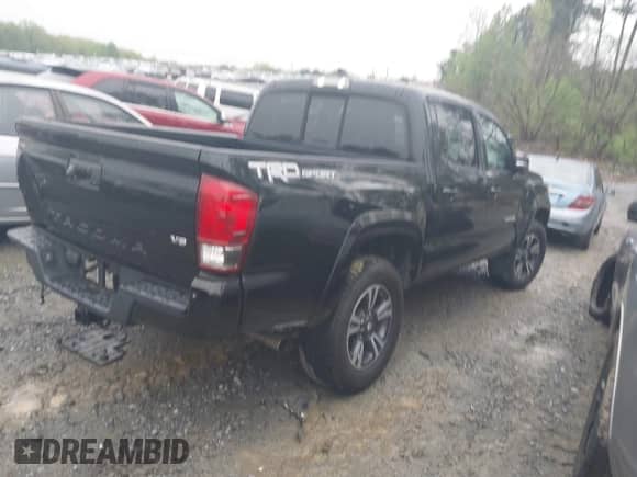 2016 Toyota Tacoma SR5 с VIN 3TMAZ5CN8GM008210, выставлен на аукционе IAAI как лот 41974557 с пробегом 98 500 миль миль и . История ставок и продаж доступна на DreamBid. Изображение 4.