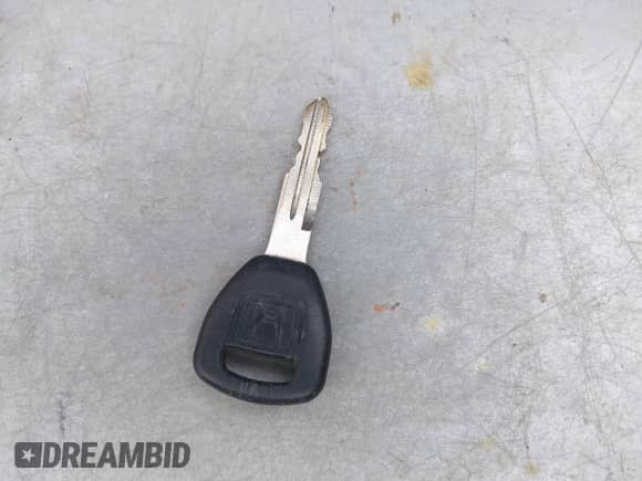 2001 Honda Accord EX z VIN 1HGCG16531A085429, wystawiony jako IAAI lot #43052616 z przebiegiem 198 140 mil mil oraz . Historia ofert i sprzedaży dostępna na DreamBid. Obrazek 11.