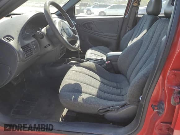 2003 Chevrolet Cavalier с VIN 1G1JC52FX37379927, выставлен на аукционе Copart как лот 70258605 с пробегом Не указан миль и Списание • Salvage title. История ставок и продаж доступна на DreamBid. Изображение 7.