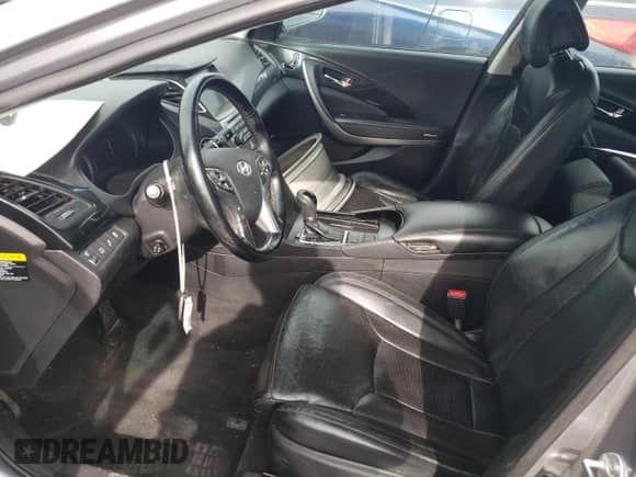 2015 Hyundai Azera с VIN KMHFG4JGXFA490390, выставлен на аукционе Copart как лот 54162693 с пробегом Не указан миль и На запчасти • Non repairable. История ставок и продаж доступна на DreamBid. Изображение 7.