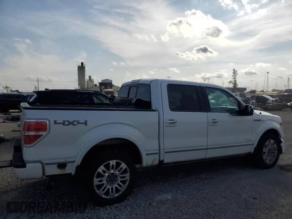 2013 Ford F-150 XL z VIN 1FTFW1ETXDFD68352, wystawiony jako Copart lot #81745965 z przebiegiem 168 174 mil mil oraz Szkoda całkowita • Salvage title. Historia ofert i sprzedaży dostępna na DreamBid. Obrazek 3.