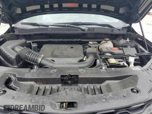 2024 Chevrolet Blazer LT z VIN 3GNKBCR42RS279216, wystawiony jako Copart lot #69890265 z przebiegiem 13 929 mil mil oraz Czysty tytuł • Clean title. Historia ofert i sprzedaży dostępna na DreamBid. Obrazek 11.