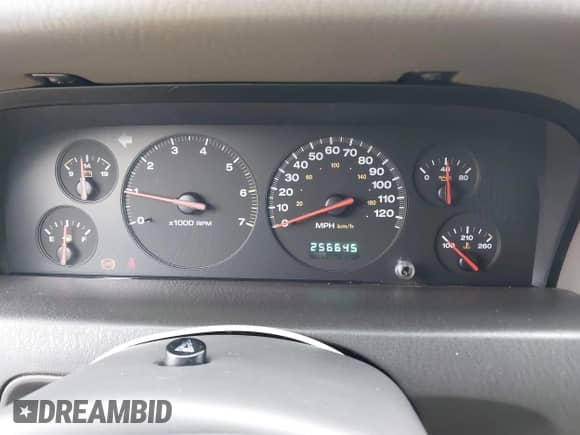 2001 Jeep Grand Cherokee Laredo с VIN 1J4GX48S01C543561, выставлен на аукционе IAAI как лот 43324707 с пробегом 256 645 миль миль и . История ставок и продаж доступна на DreamBid. Изображение 7.