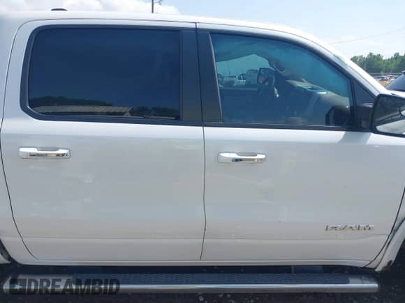 2021 Ram 1500 Laramie with VIN 1C6RREJT6MN628714, listed as a IAAI auction lot 42075167 with 64,974 mi miles and . Bid and sale history available at DreamBid. Image 13.