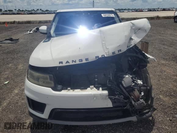 2018 Land Rover Range Rover Sport SE with VIN SALWG2RV3JA401093, listed as a Copart auction lot 68956075 with 92,357 mi miles and Salvage title. Bid and sale history available at DreamBid. Image 5.