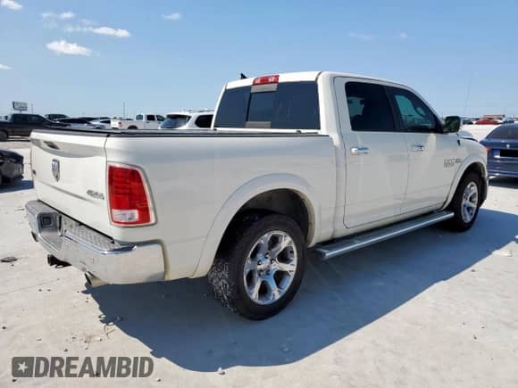 2017 Ram 1500 Laramie z VIN 1C6RR7NT5HS800003, wystawiony jako Copart lot #71240265 z przebiegiem 140 338 mil mil oraz Szkoda całkowita • Salvage title. Historia ofert i sprzedaży dostępna na DreamBid. Obrazek 3.