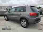 2013 Volkswagen Tiguan SE z VIN WVGAV3AX4DW581925, wystawiony jako Copart lot #55970105 z przebiegiem 115 504 mil mil oraz Czysty tytuł • Clean title. Historia ofert i sprzedaży dostępna na DreamBid. Obrazek 2.