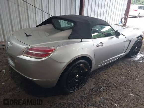 2007 Saturn Sky с VIN 1G8MB35B47Y112409, выставлен на аукционе IAAI как лот 42706903 с пробегом 151 794 миль миль и . История ставок и продаж доступна на DreamBid. Изображение 4.