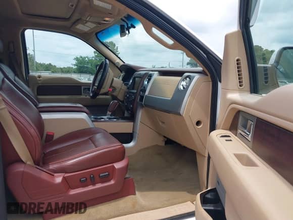 2014 Ford F-150 XL z VIN 1FTFW1ETXEKF05833, wystawiony jako IAAI lot #42446231 z przebiegiem 130 327 mil mil oraz . Historia ofert i sprzedaży dostępna na DreamBid. Obrazek 5.