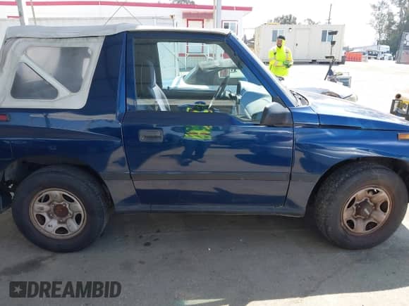 1997 Chevrolet Tracker с VIN 2CNBE1865V6926154, выставлен на аукционе IAAI как лот 42207157 с пробегом 176 104 миль миль и . История ставок и продаж доступна на DreamBid. Изображение 13.