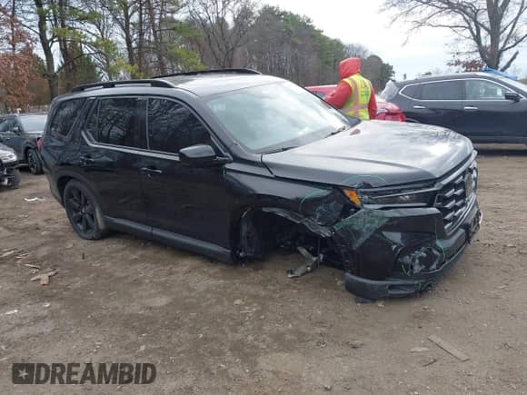 2025 Honda Pilot Black Edition с VIN 5FNYG1H92SB023629, выставлен на аукционе IAAI как лот 40957146 с пробегом 2 992 миль миль и . История ставок и продаж доступна на DreamBid. Изображение 1.