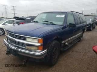 1999 Chevrolet Suburban с VIN 1GNFK16R0XJ508397, выставлен на аукционе Copart как лот 71629294 с пробегом 192 289 миль миль и Списание • Salvage title. История ставок и продаж доступна на DreamBid. Изображение 1.