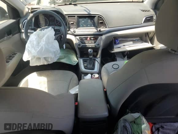 2017 Hyundai Elantra Value Edition z VIN KMHD84LFXHU170013, wystawiony jako Copart lot #61629005 z przebiegiem 96 908 mil mil oraz Szkoda całkowita • Salvage title. Historia ofert i sprzedaży dostępna na DreamBid. Obrazek 8.