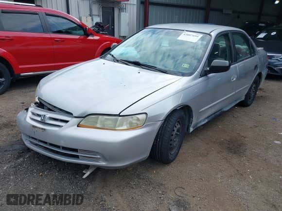 2002 Honda Accord VP with VIN 1HGCF86662A045870, listed as a IAAI auction lot 43007699 with 210,535 mi miles and . Bid and sale history available at DreamBid. Image 17.