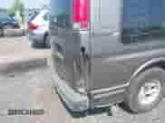 1999 Chevrolet Express z VIN 1GBFG15R2X1071275, wystawiony jako IAAI lot #42464365 z przebiegiem Nie podano mil oraz . Historia ofert i sprzedaży dostępna na DreamBid. Obrazek 6.