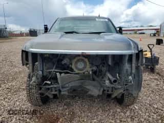2014 Chevrolet Silverado 3500 с VIN 1GC3K0C8XEF122894, выставлен на аукционе Copart как лот 56937955 с пробегом 117 727 миль миль и Списание • Salvage title. История ставок и продаж доступна на DreamBid. Изображение 5.