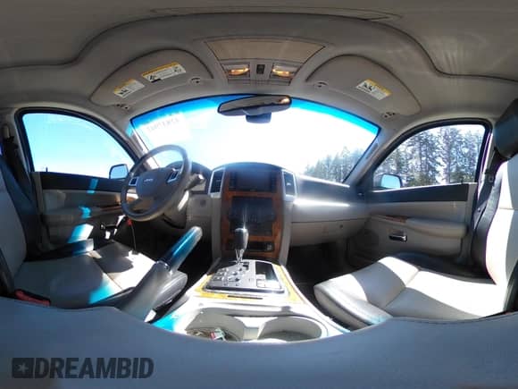 2008 Jeep Grand Cherokee Limited z VIN 1J8HR58238C189595, wystawiony jako IAAI lot #42837942 z przebiegiem 142 538 mil mil oraz . Historia ofert i sprzedaży dostępna na DreamBid. Obrazek 19.