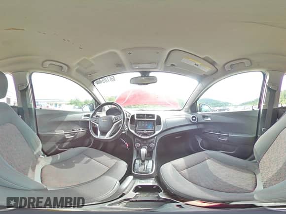 2017 Chevrolet Sonic LT z VIN 1G1JD5SB7H4105801, wystawiony jako Copart lot #66105405 z przebiegiem 120 153 mil mil oraz Szkoda całkowita • Salvage title. Historia ofert i sprzedaży dostępna na DreamBid. Obrazek 14.