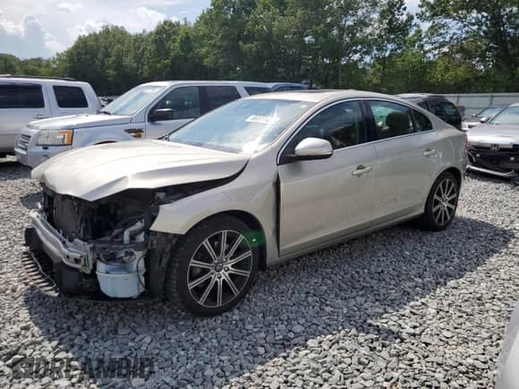 2017 Volvo S60 Inscription с VIN LYV402TK5HB130865, выставлен на аукционе Copart как лот 66077425 с пробегом 92 513 миль миль и Списание • Salvage title. История ставок и продаж доступна на DreamBid. Изображение 1.